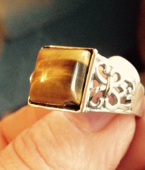 7 CT AFRICAN TIGER’S EYE MEN’S OR LADIES RING SET IN STAINLESS STEEL, SZ 11