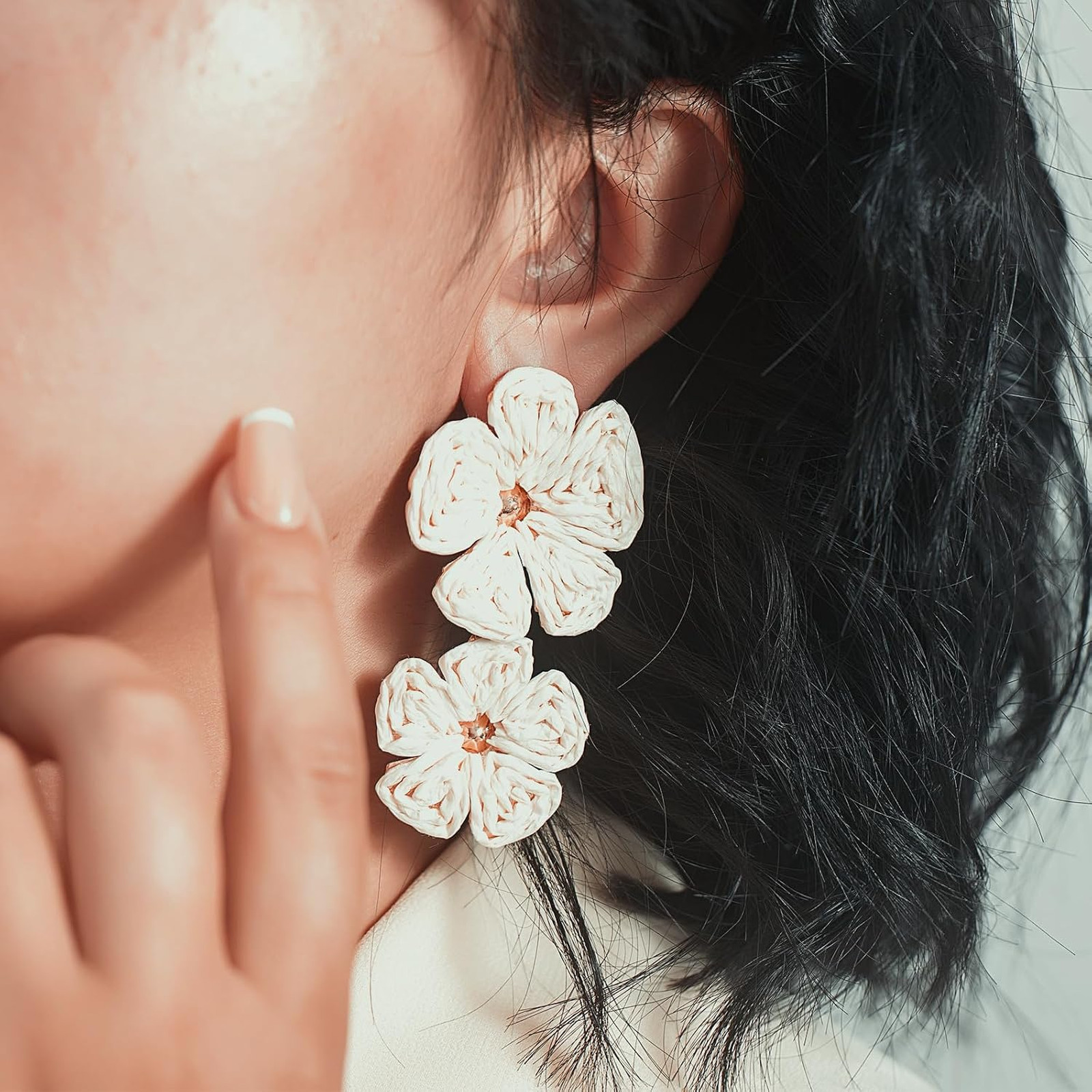 Women’s Drop Earrings Boho Flower Raffia Dangle Jewelry Summer Vacation Casual