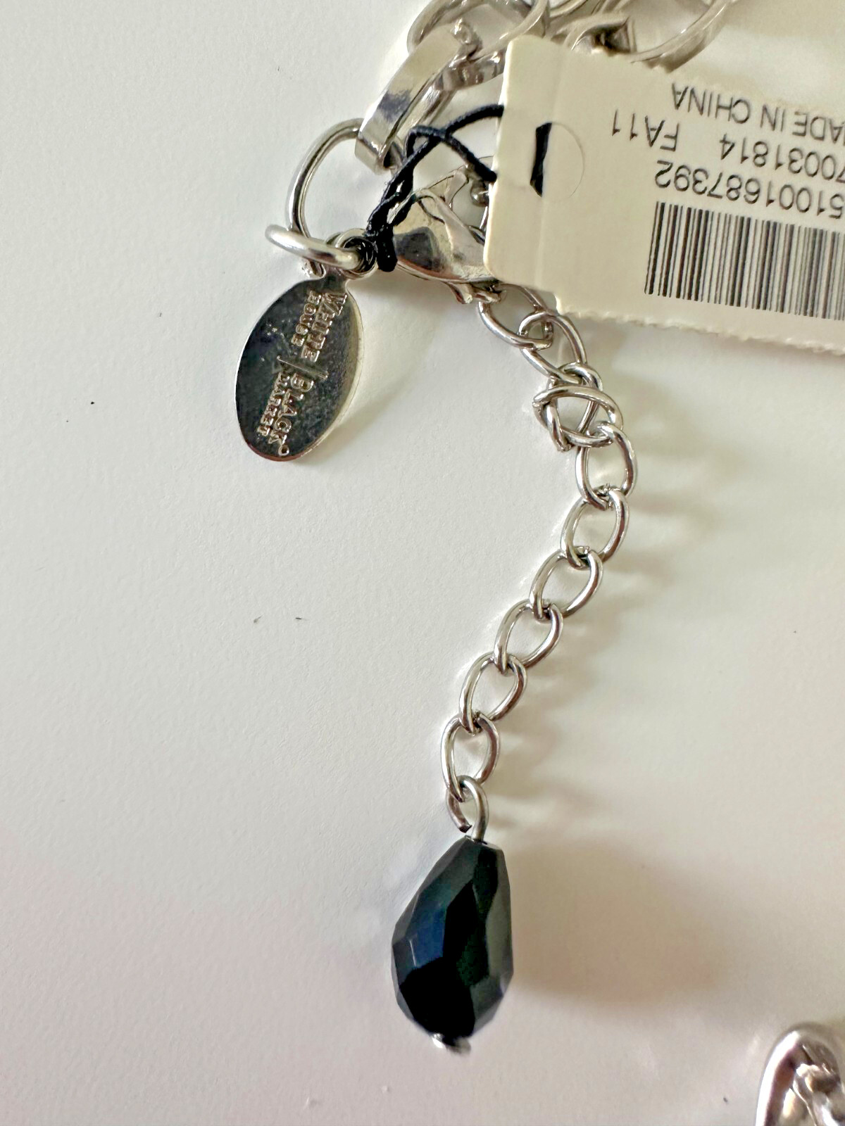 White House Black Market Necklace Black Pendant Silver Links Long 34-36″ tags