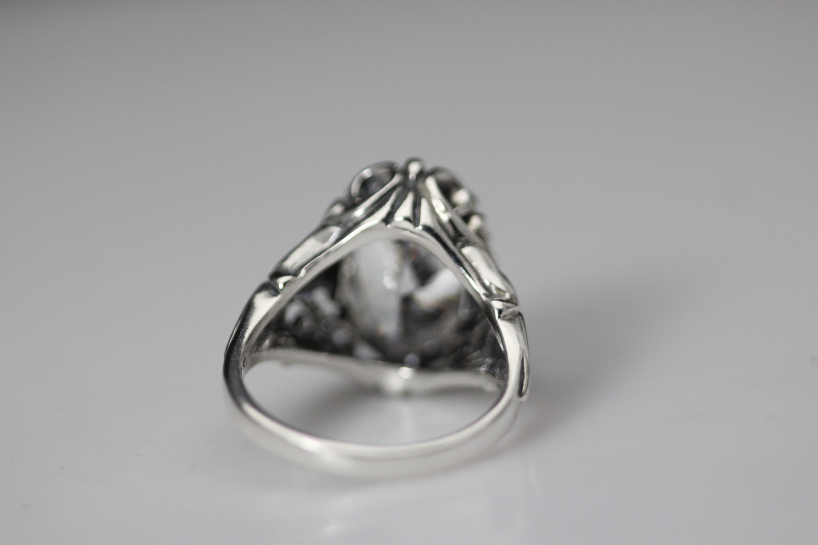 925 Sterling Silver KABANA Cubic Zirconia Size 8 Ring 7.3 Grams (RIN9660)