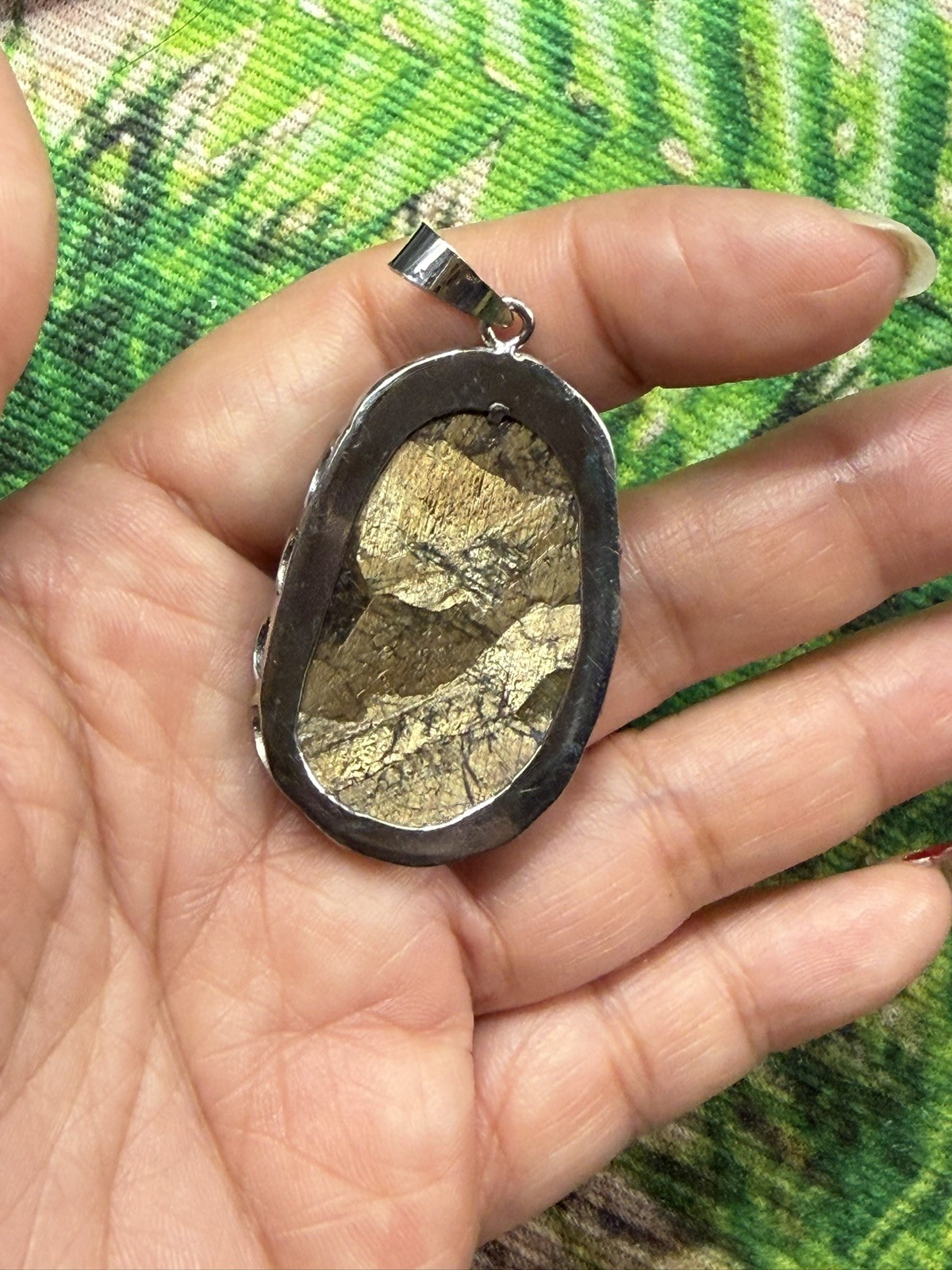 Natural colour Maitreya laugh buddha Natural Saphia Pendant Phật Di Lạc