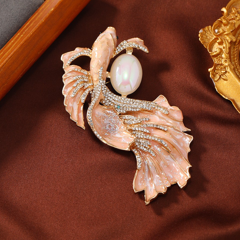 High-Quality Crystal Pearl Goldfish Animal Brooch Pin Coat Decorate Womens Gift