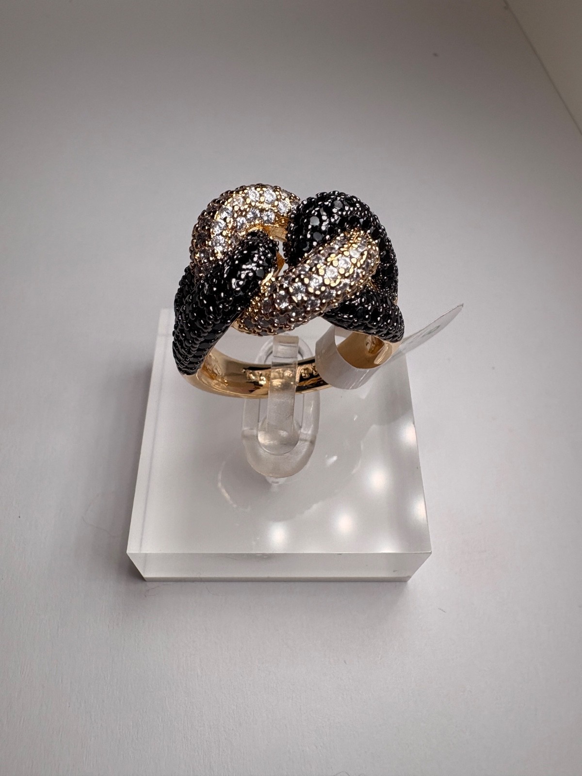 Untamed ring, knot for the faint, gold and hematite plating, new, sz 8