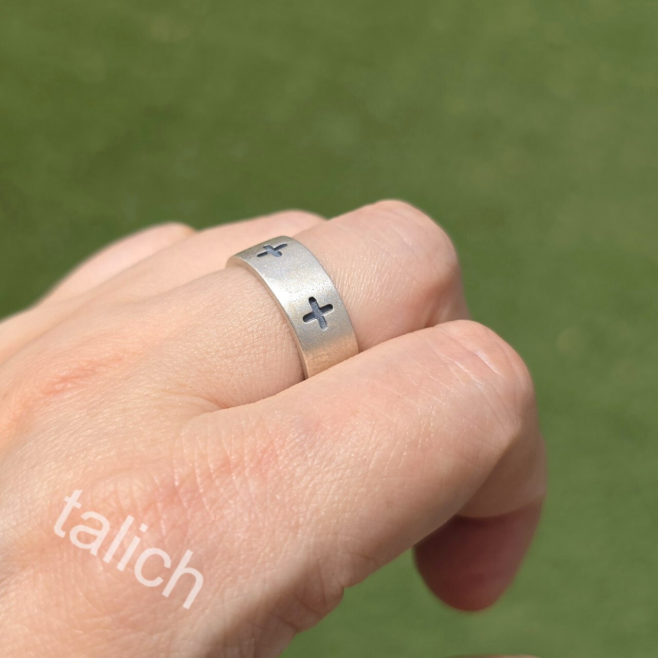 Cross Stamped Solid 925 Sterling Silver Band Ring Size 7 Adjustable Unique