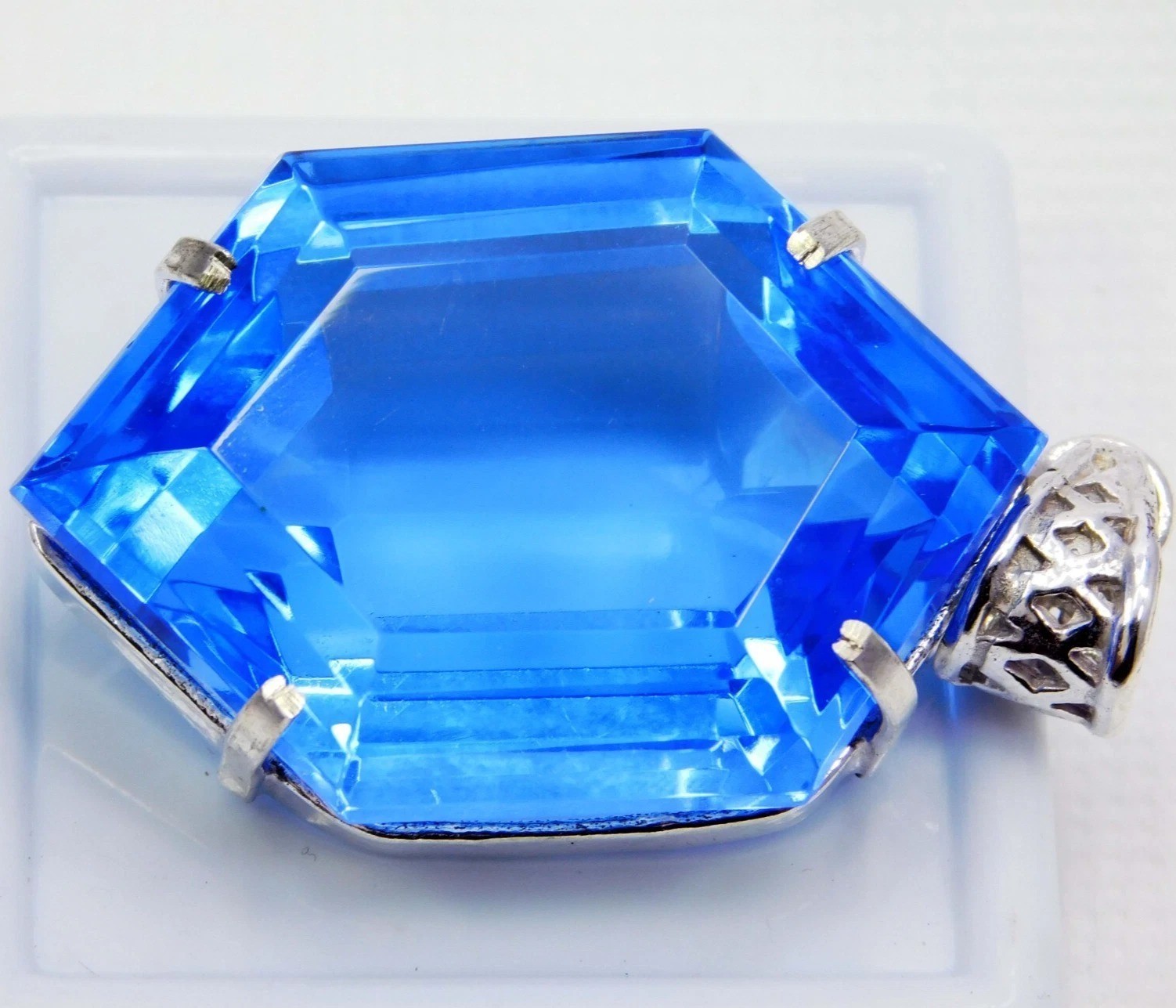 Certified AAA Natural Fancy Cut 91.26 Ct Blue Topaz Pendant Loose Gemstone