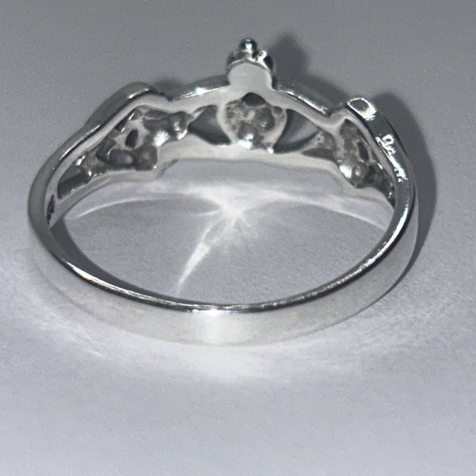 New Sterling Silver Claddagh ring size 7,8,9, 925
