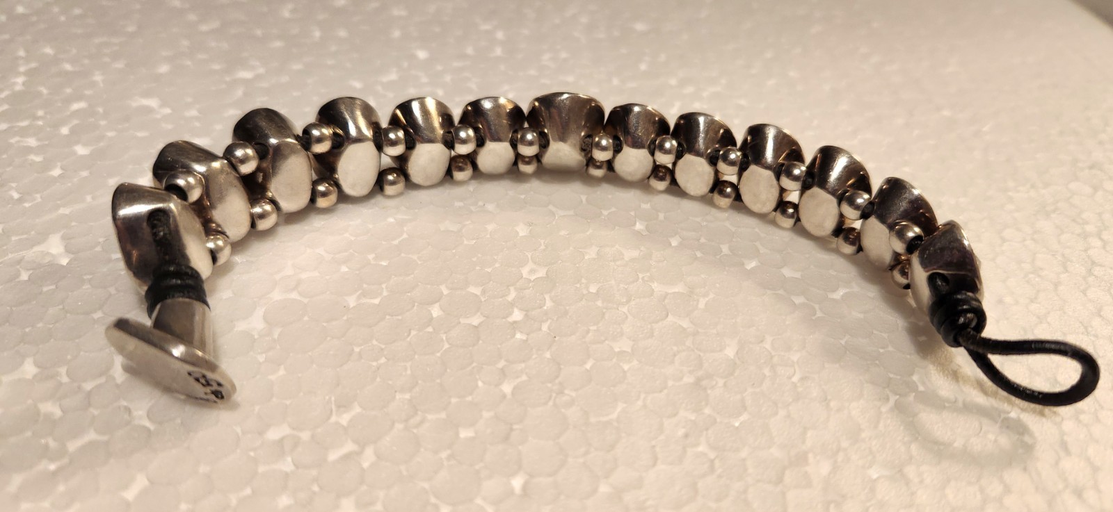 UNOde50 La Vida Loca 13 Crystal Silver Chunky Bracelet Leather Minus 1 Stone