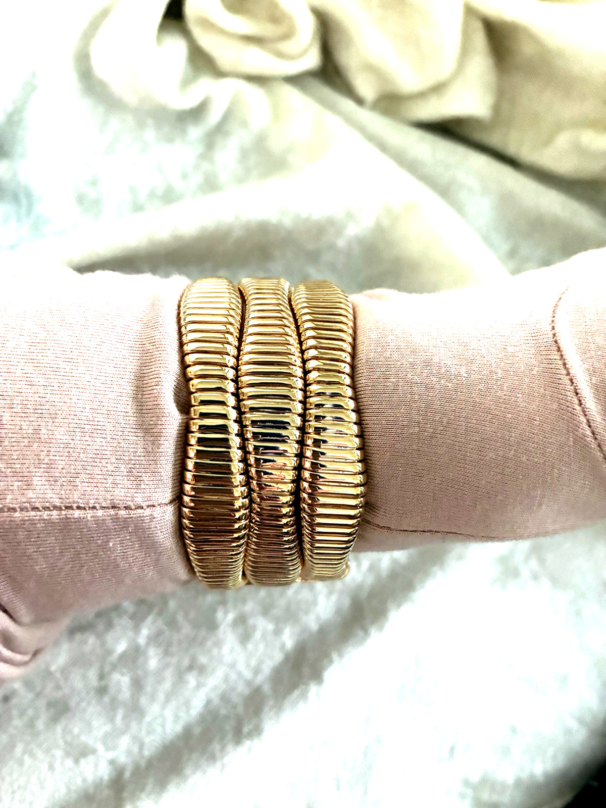 DAVID MARKSTEIN 18K GOLD-PLTD BRONZE BOLD 3-ROW TUBOGAS CUFF SZ AVG (M4978-62)