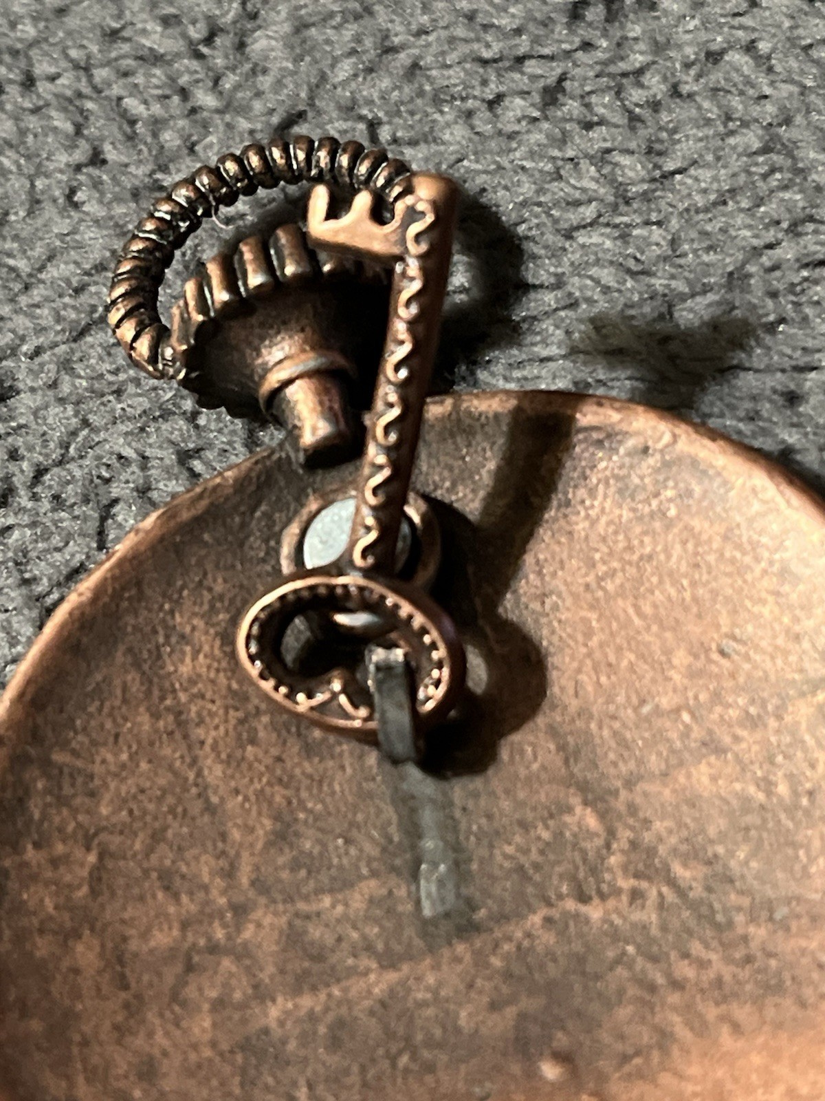 False Pocket Watch With Key Inside Magnetic Copper Pendant 2″ 41.15 g