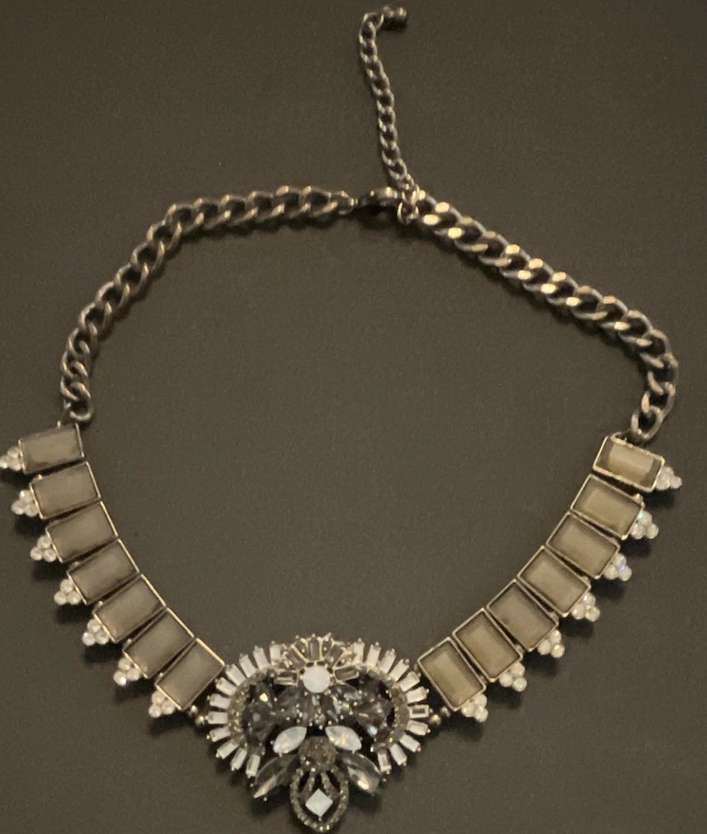 Silver Tone Gray Glass & Crystal Bib Statement Necklace Adjustable Curb Link