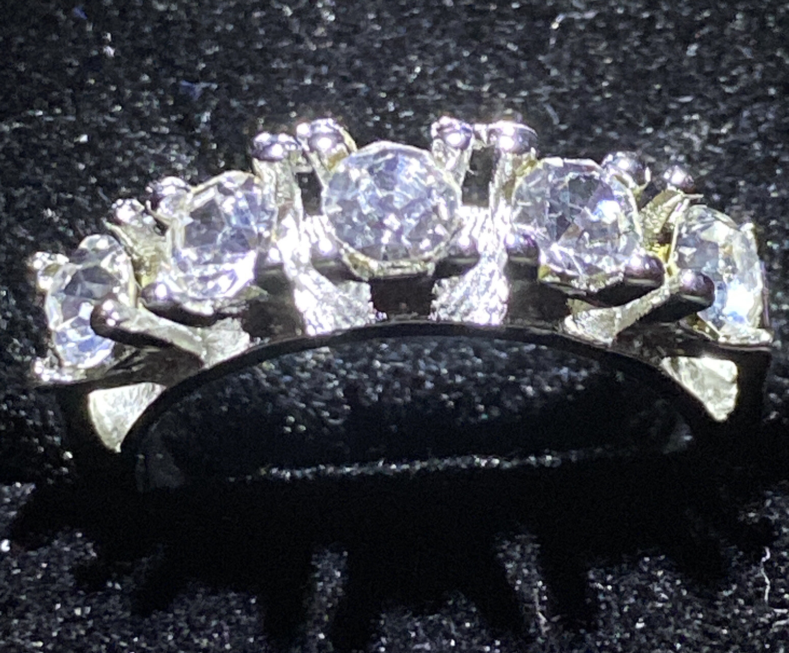 SPARKLING CREATED ROUND CUT CLEAR CRYSTAL GEMS BAND ETERNITY RING SIZE Q