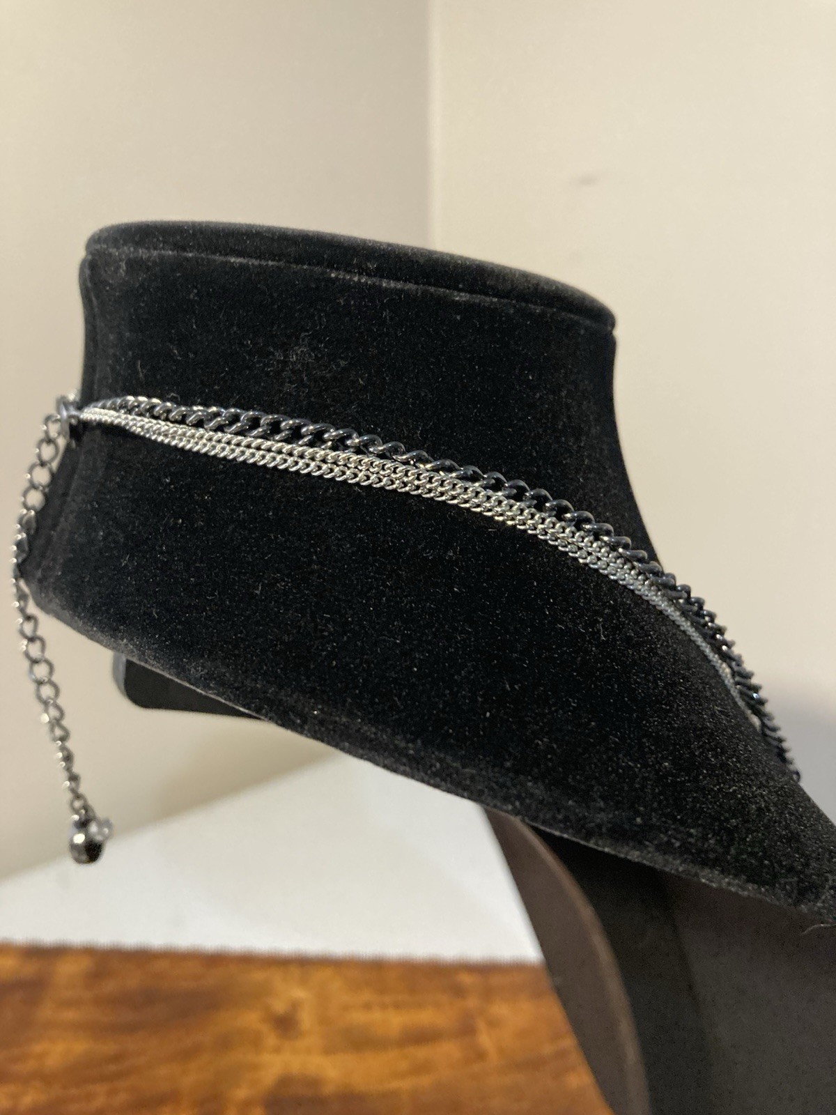 Simply Vera Wang Gray/Silver/Black Statement Necklace Silver Tone 16 – 19 in