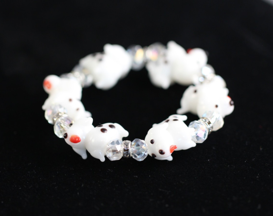 Dog Lampwork Bracelet 6″ Elastic Glass Beads Rhinestone Crystal White Polka Dot