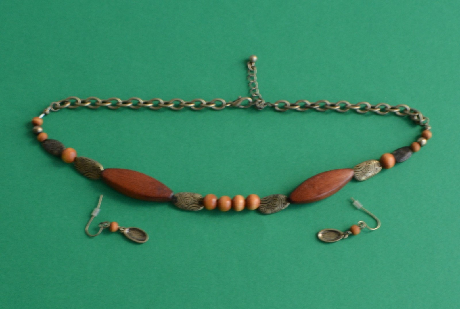 Jewelry-247/Necklace and Earrings-Z Designs Brown Wood Beads & Gold tone Metal