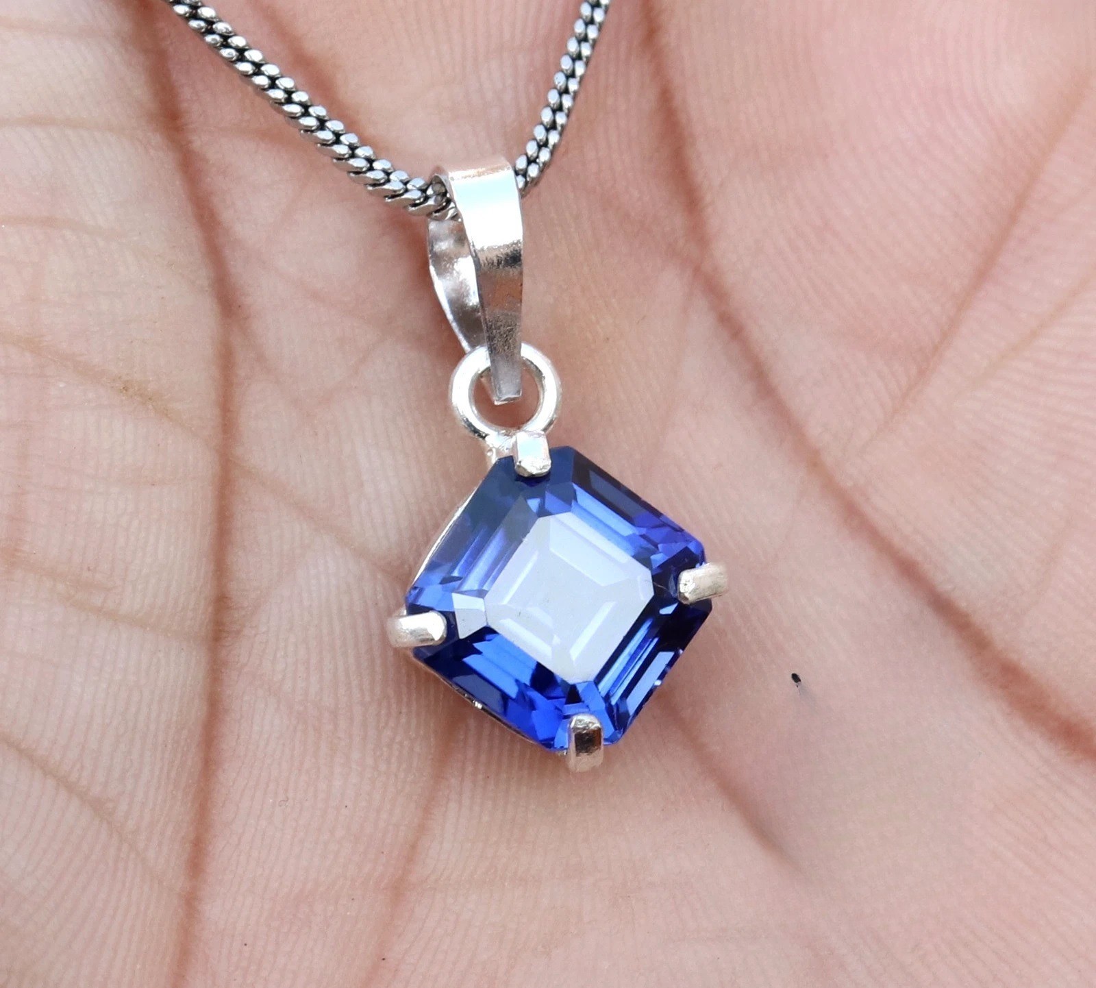 Natural Certified 20.60 ct Royal Blue Sapphire Pendant Sterling Sliver Jewelry
