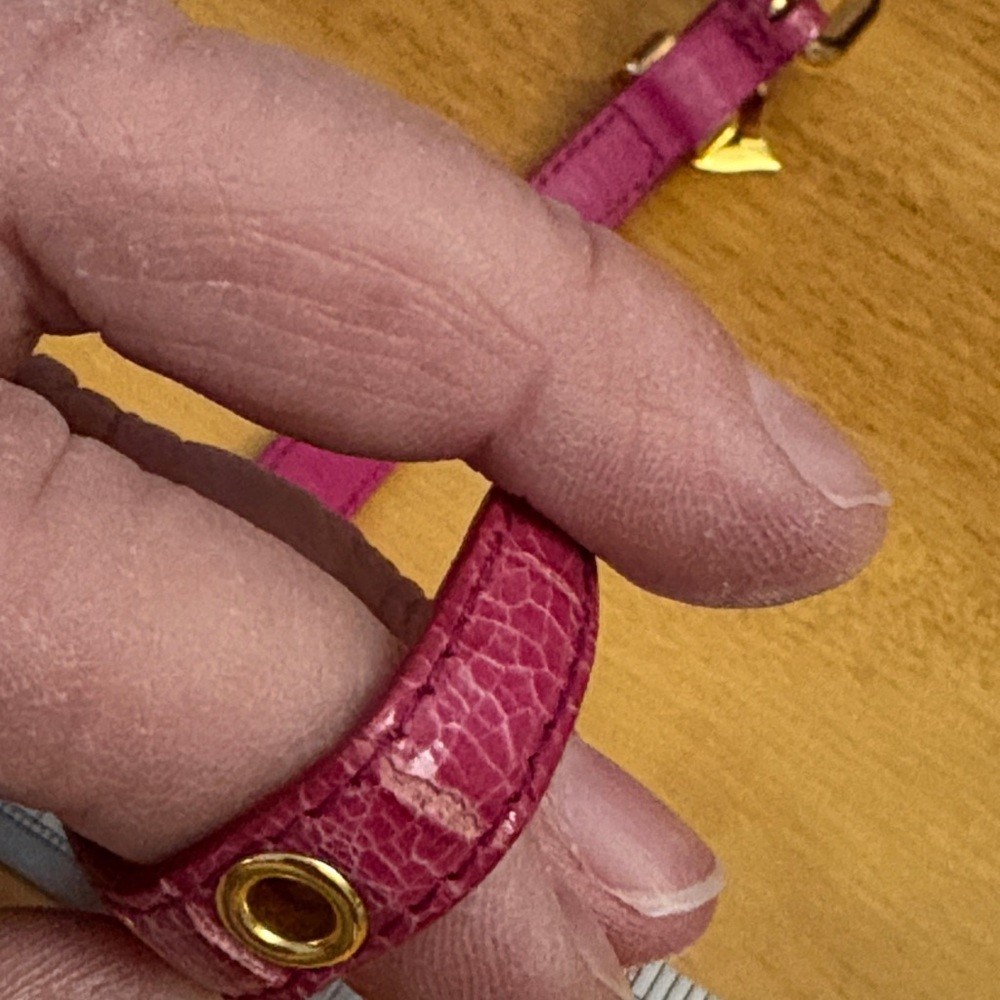 Miu Miu Pink Crackle Leather Bracelet Gold Buckle Heart Charm 6.5-7.5″