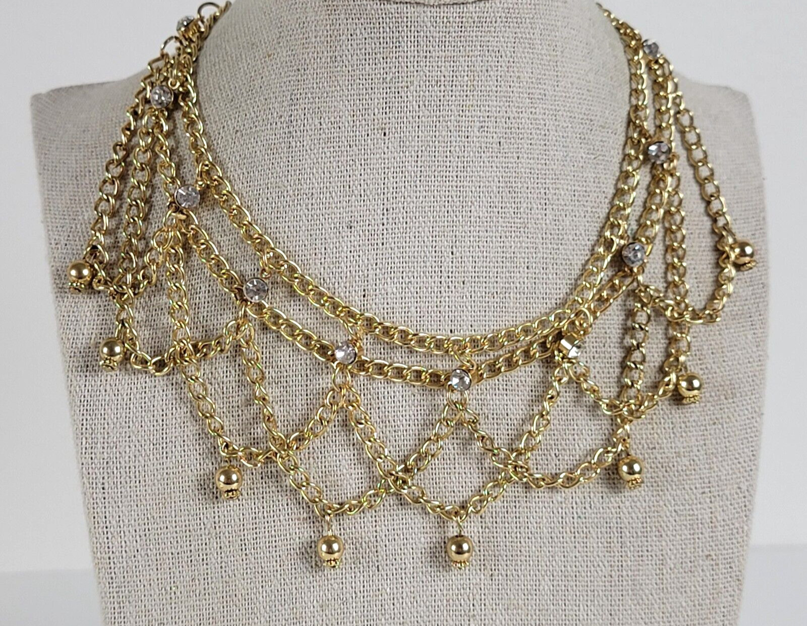 Lace Pattern Gold-Tone Chain And Clear Crystal Charm Collar Necklace 15 In