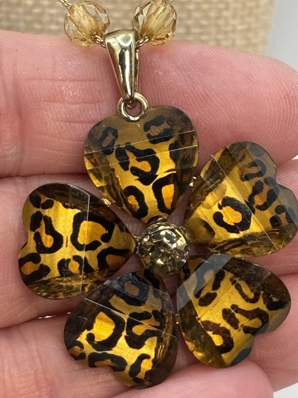 Gold Tone Leopard Print Rhinestone Flower Pendant On Beaded Chain 18-21 In