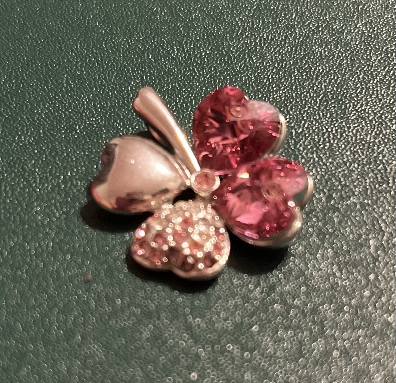 Pink Rhinestone pendant, Silver-Tone Metal Luck Theme Heart Stones silver