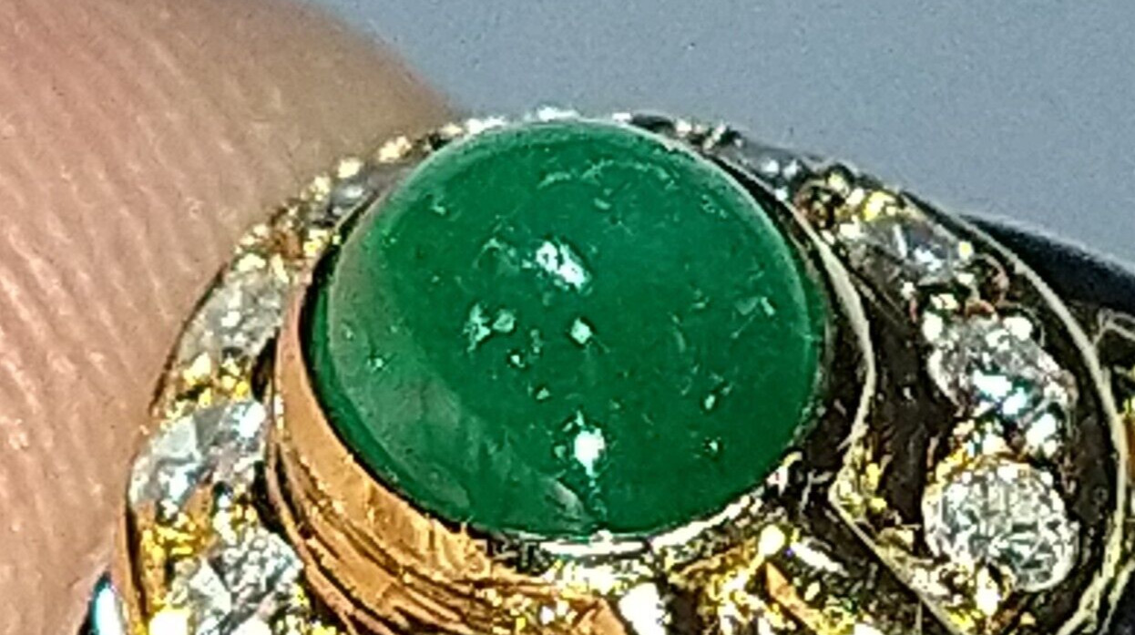 Solid heavy platinum & 18k gold 0.91 carat natural emerald diamond ring 8.76 grm