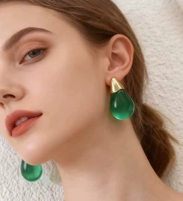 Lucite Earrings Style Clear Water Drop Gold Stud Boho Statement Retro VTG Retro