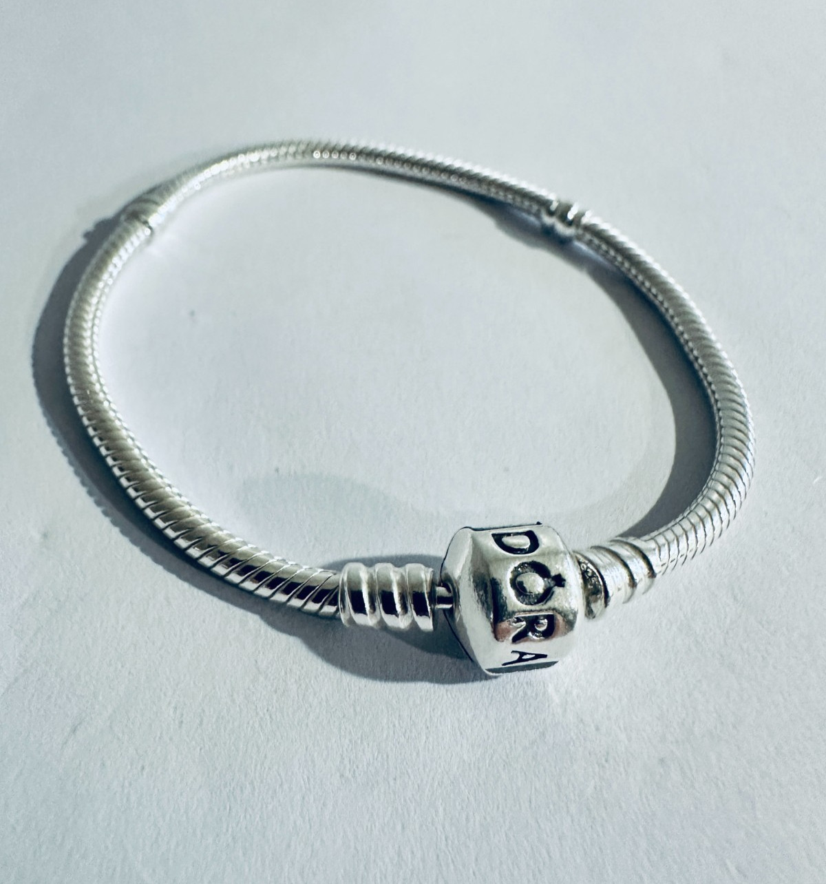 NEW Authentic Pandora Bracelet Moments BARREL CLASP Snake Chain Silver Bracelet