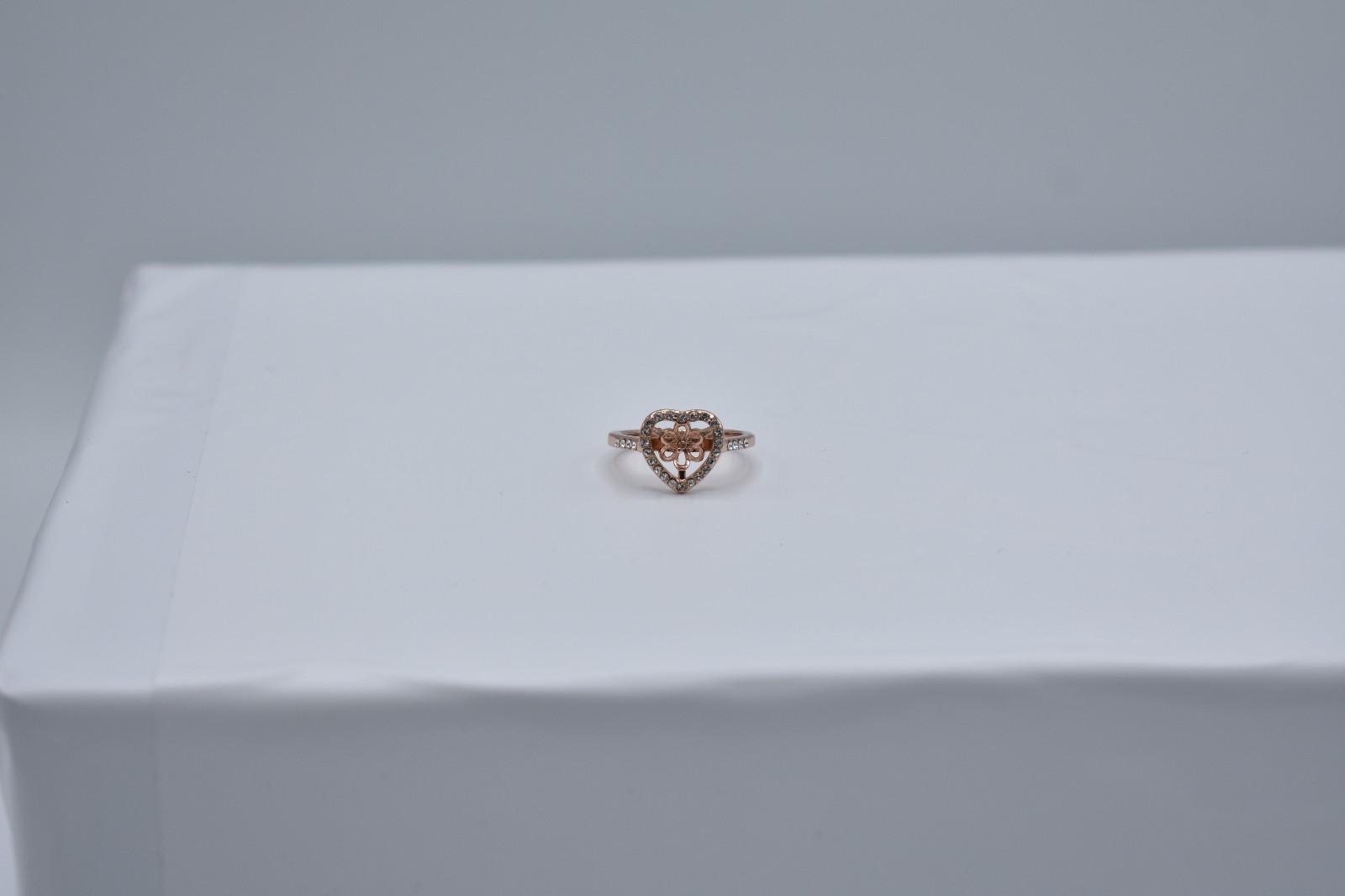 Lot of 410+ Rose Gold Color Heart Ring Size 5, 6, 7, 9, 10, 11 & 12