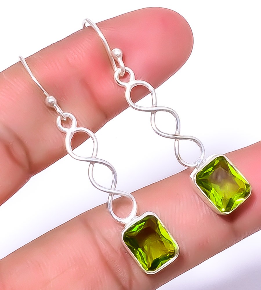 Peridot Gemstone 925 Silver Plated Spiral Earring 1.79″ T63