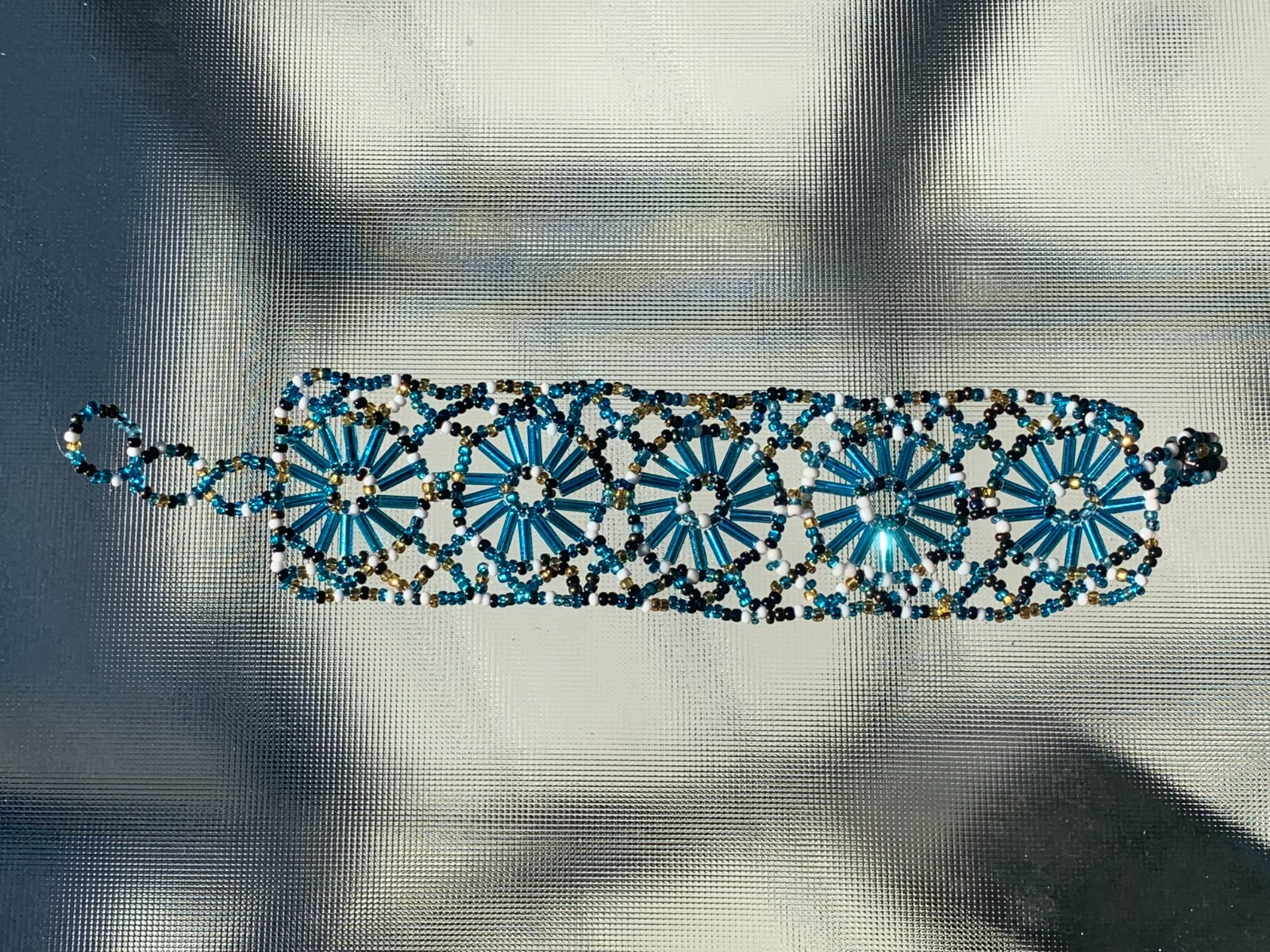 Huichol Chaquira Beaded Mexican Toggle Bracelet Blue 6-8″ Adjustable 32