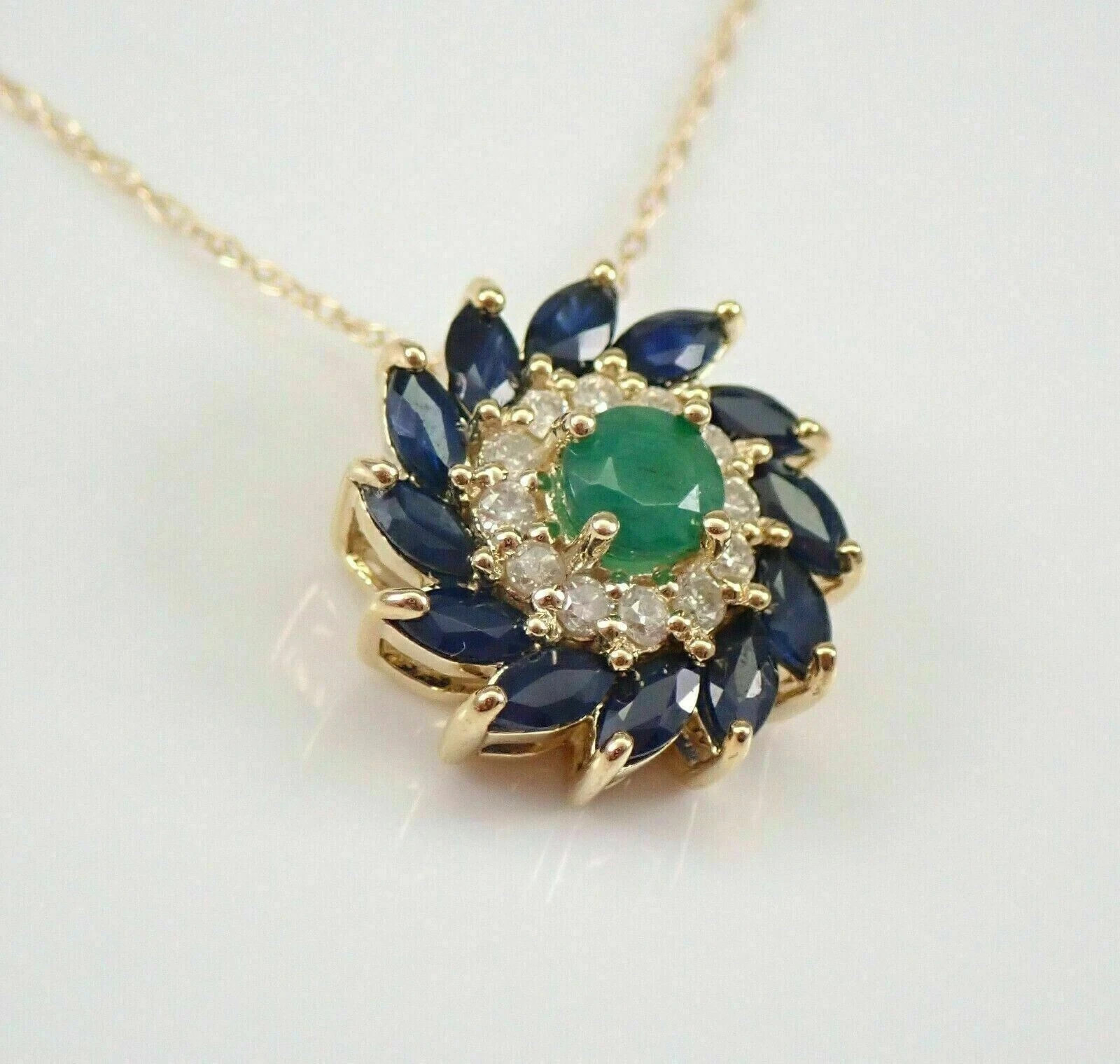 2.00 Ct Round Lab-Created Emerald Flower Necklace Pendant 14k Yellow Gold Plated
