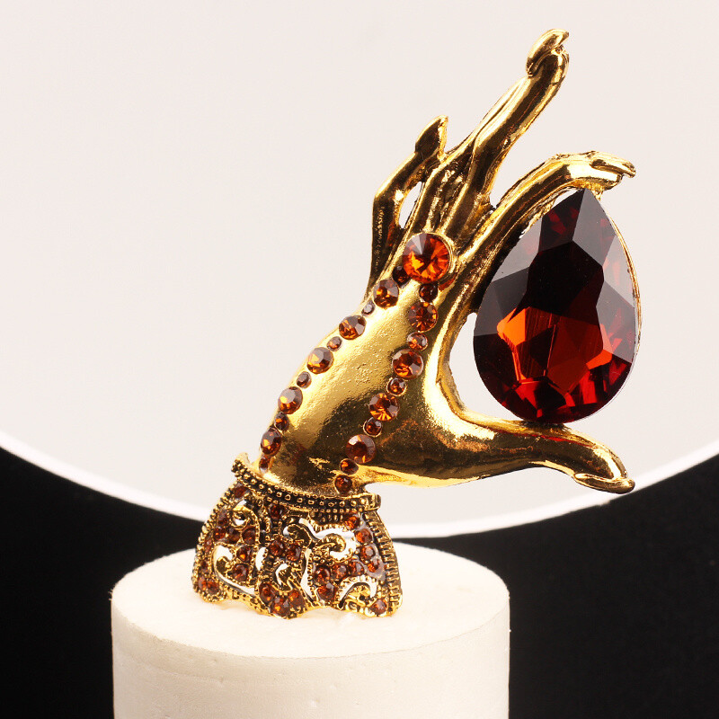 Personality Creativity Retro Elegance Design Crystal Bergamot Brooch