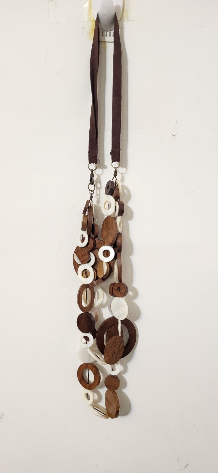 Layered Wooden & MOP Round CIRCLE BROWN /CREAM Necklace