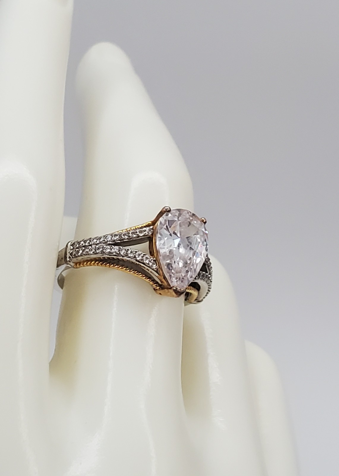 VTG 925 BGE Pear Shaped CZ Ring 8.5 Sterling Silver 4g Vermeil Split Shank