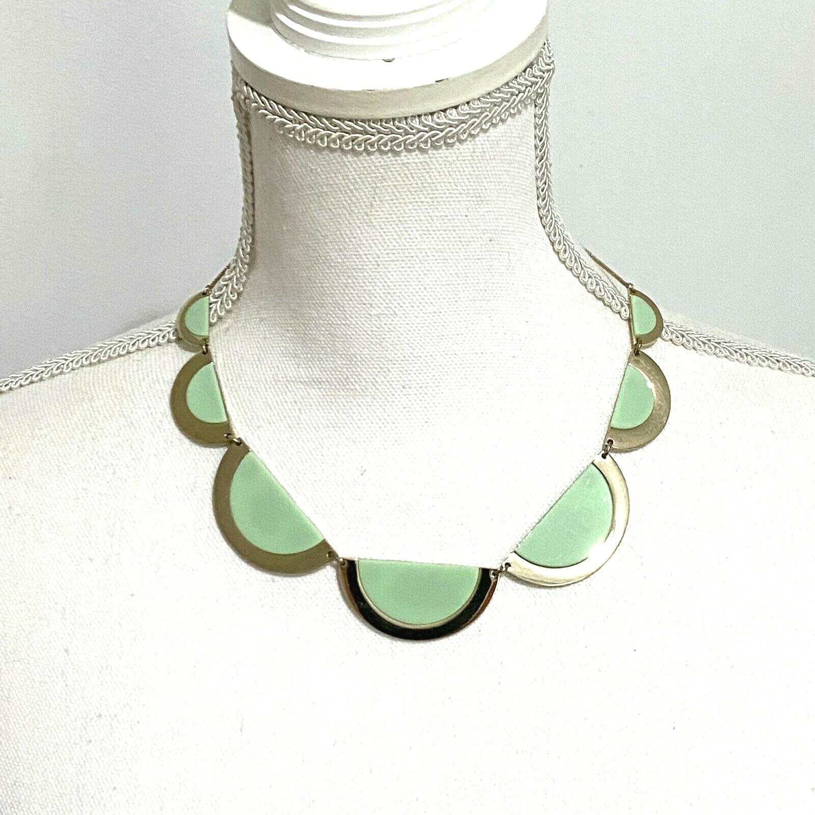 Ann Taylor LOFT Semi Circle Cluster Necklace 18″ Gold Tone Trim Seafoam Green