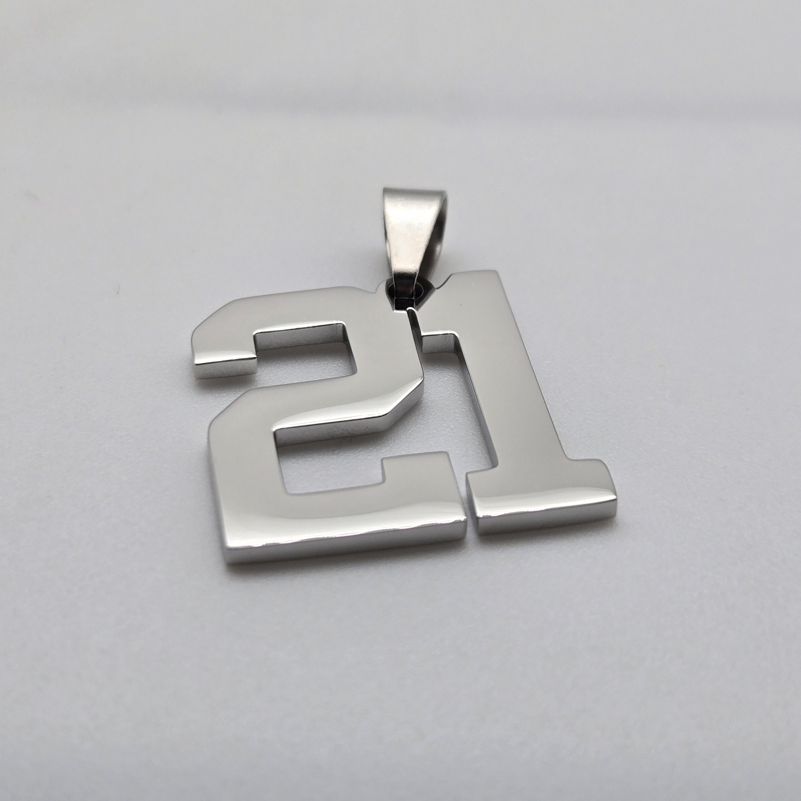 #21 BASEBALL FOOTBALL NUMBER Pendant Charm / 18″-24″ STAINLESS CHAIN NECKLACE