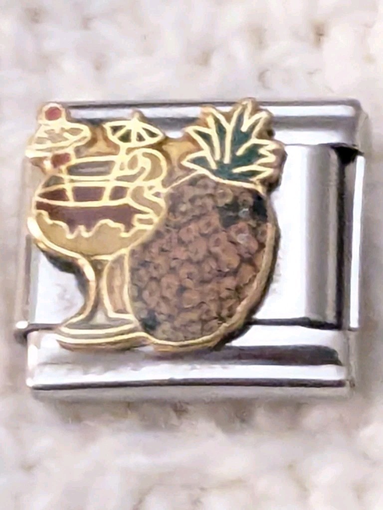 Authentic Casa D’Oro Tropical Drink Italian Charm Classic 9mm Link G230