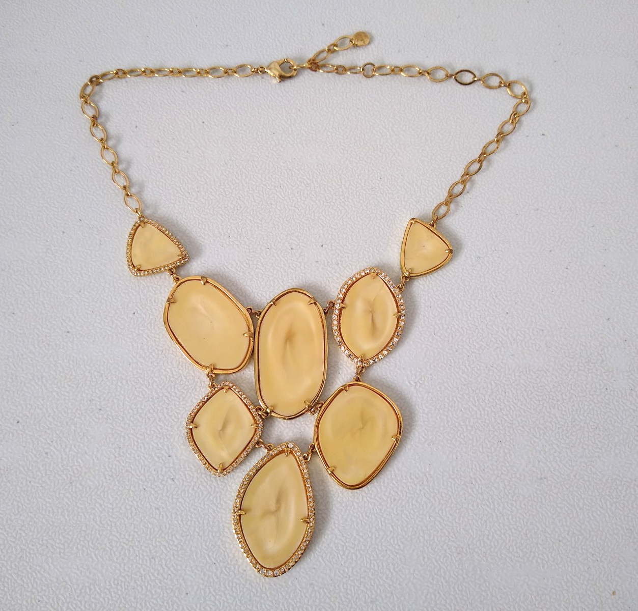 Stella Dot Necklace Fiona Bib Cream Goldtone Rhinestone Jewelry Designer Golden.