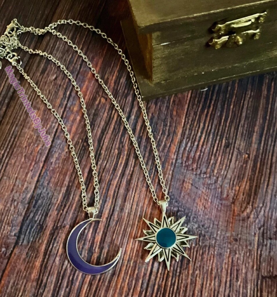 Twitches Necklaces Witch Pendant Matching Friendship Necklaces Halloween Twiligh