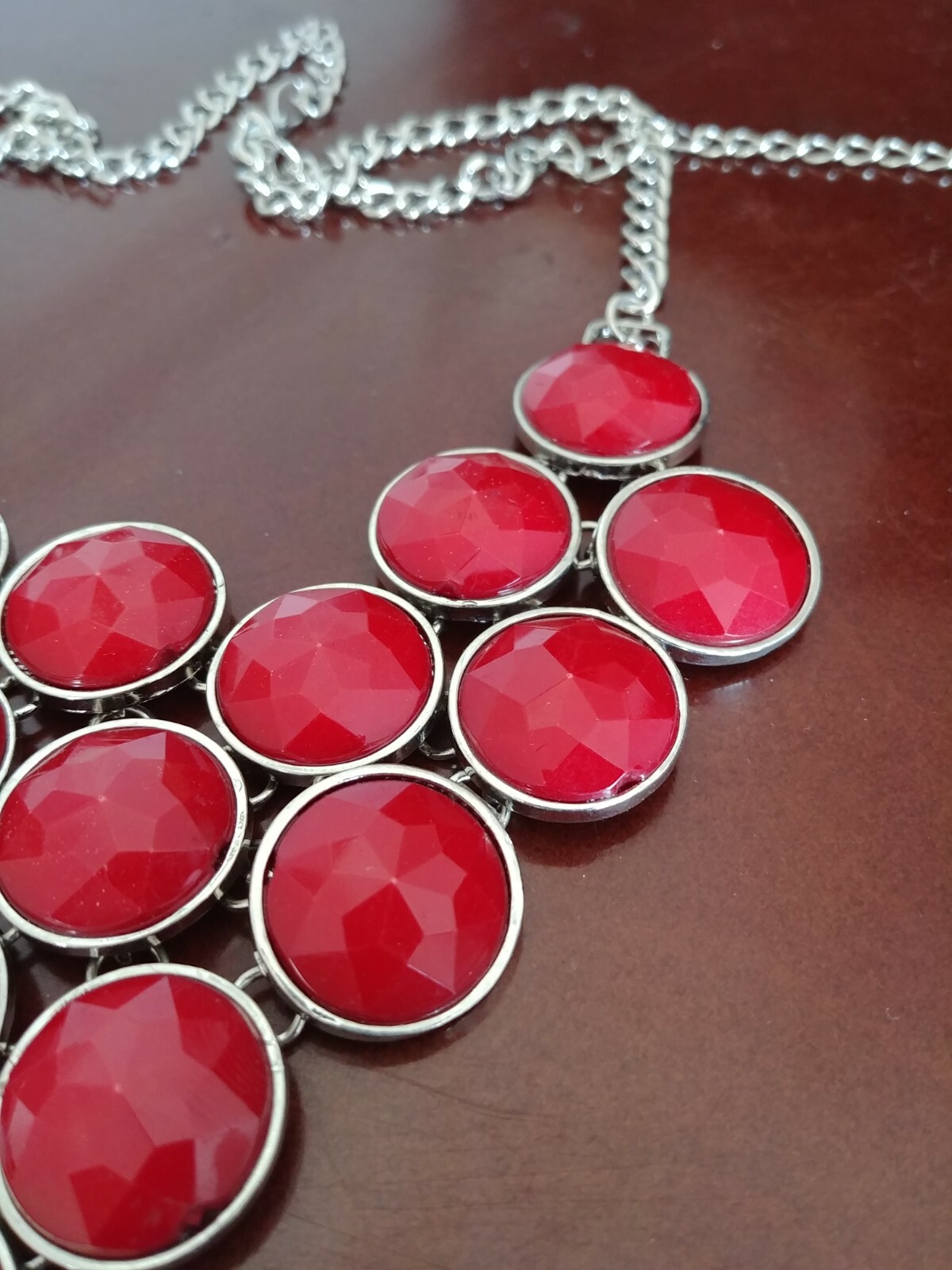 Red Faceted Gemstone Goldtone Fashion Dangle Necklace Choker Chain Casual Formal