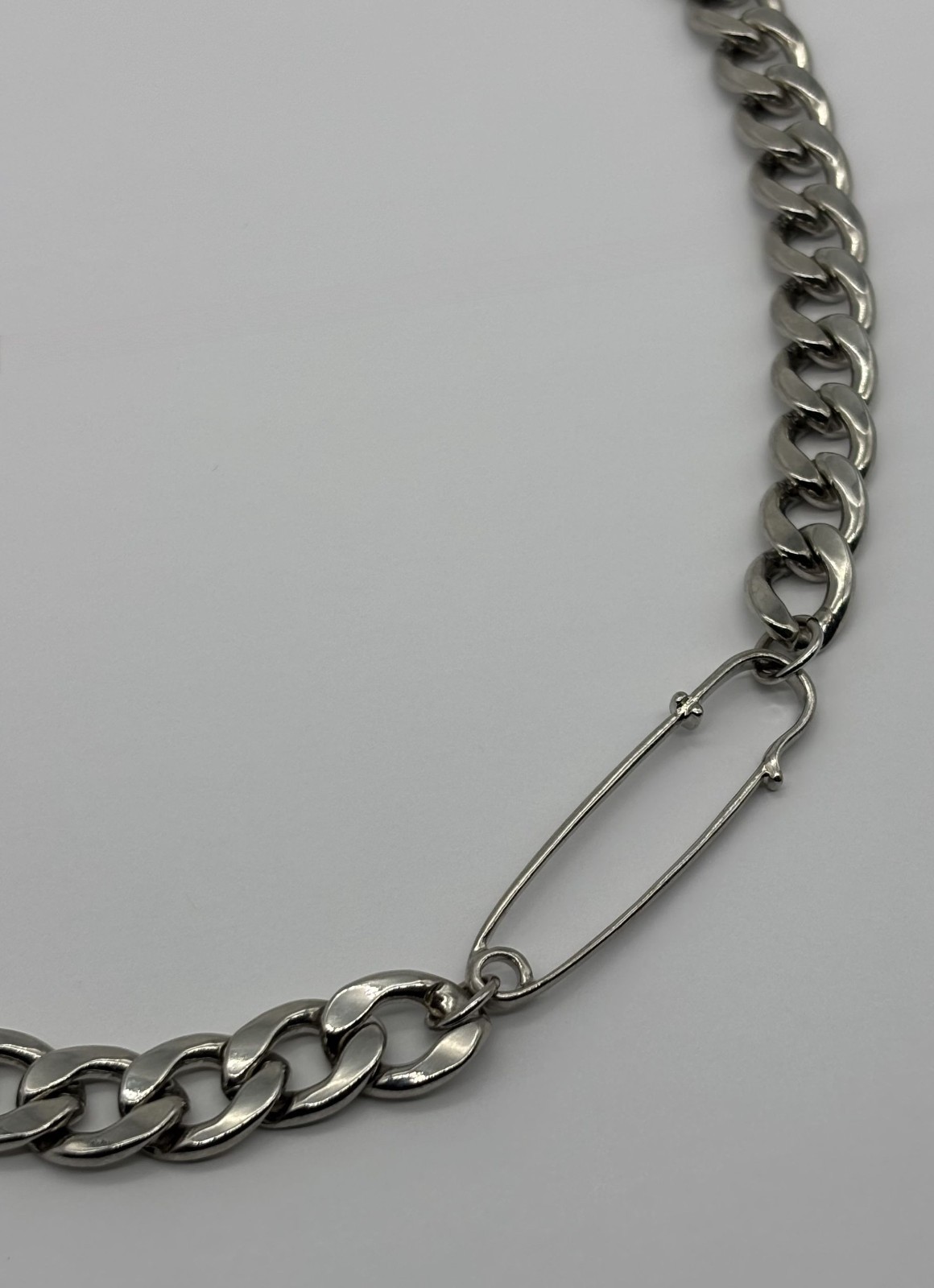Chunky Silver-Tone Cuban Link Chain Necklace W/Faux Safety Pin Accent Adjustable