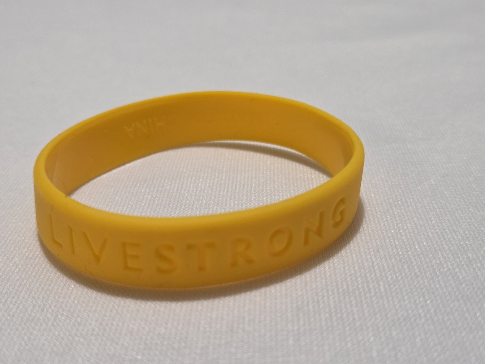 Lot of 15 – Nike Livestrong Bracelet – NEW – (Size XS-M) 7″/180 mm – XS – M