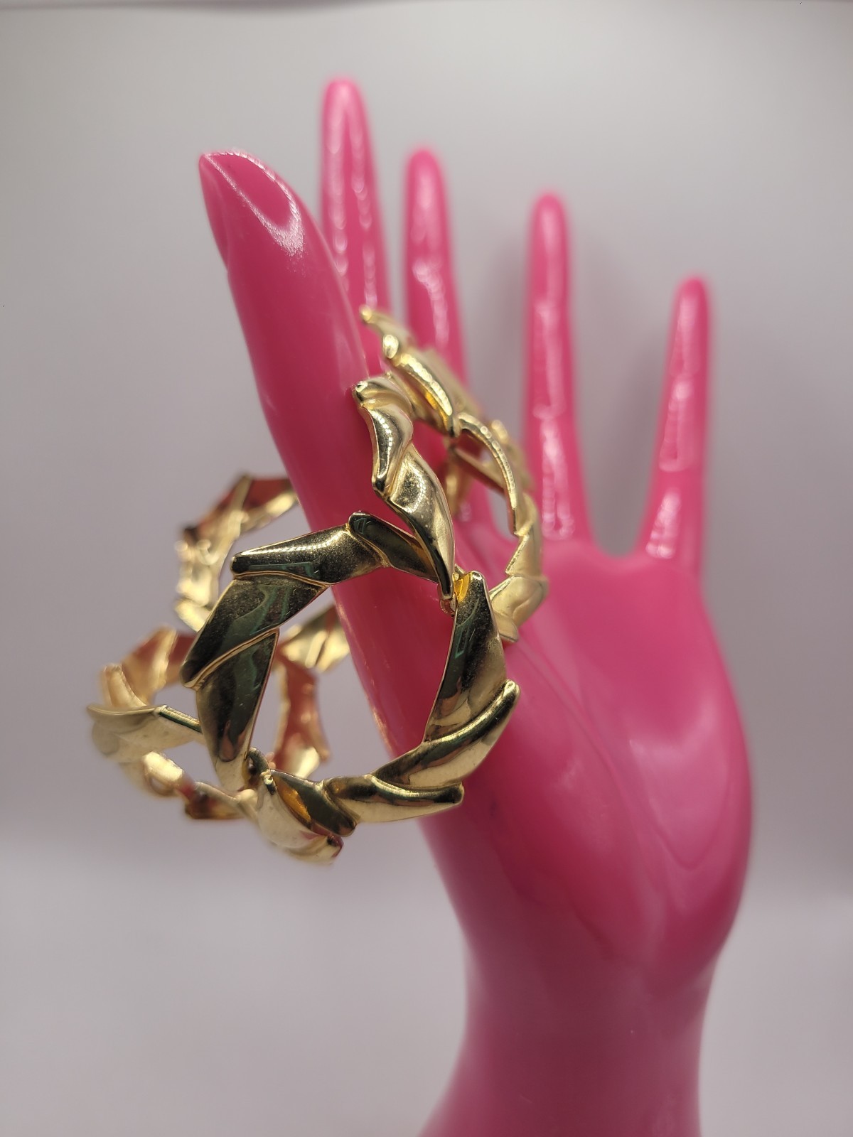 Vintage Gold Tone Geometric Link Bracelet Fold Over Clasp Chunky Statement Jewel