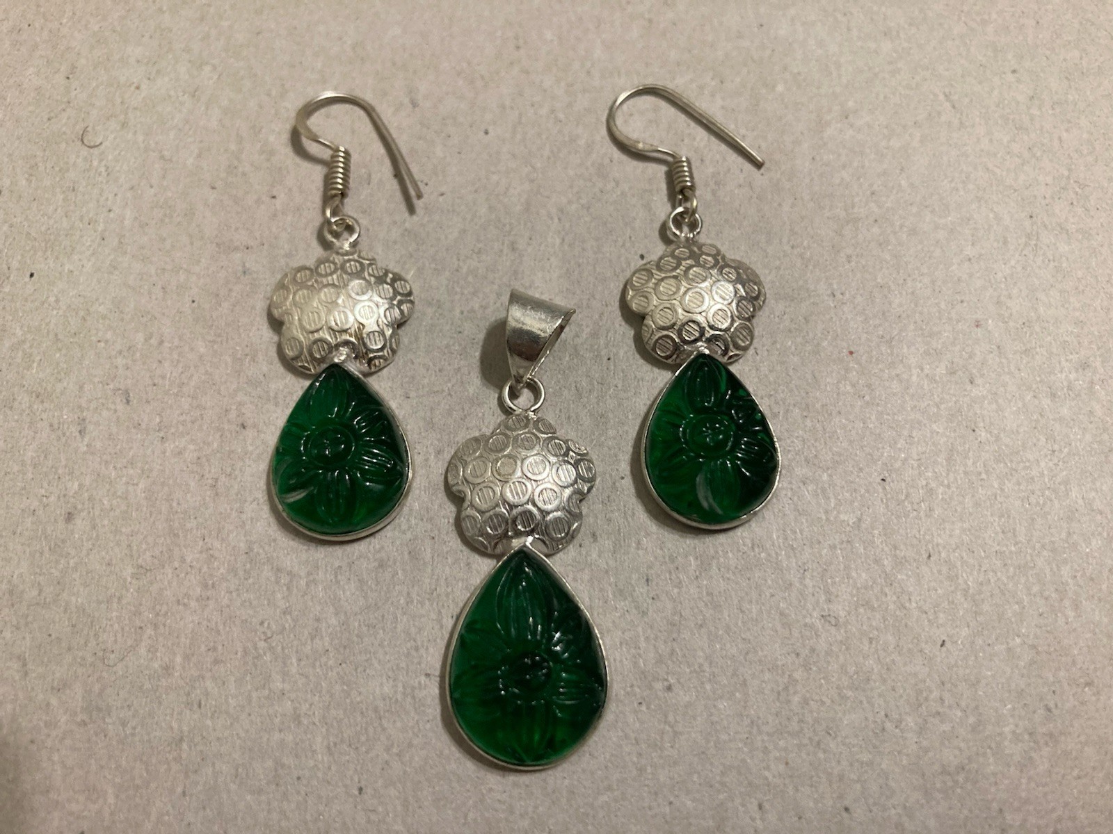 Green Chromium Diopside Earrings Necklace Pendant Jewelry Set Flower Teardrop