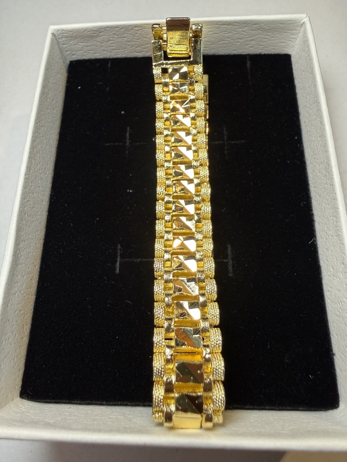 Gold filled Rollie Link Chain Bracelet Box Clasp No Stone Less Than 8 in