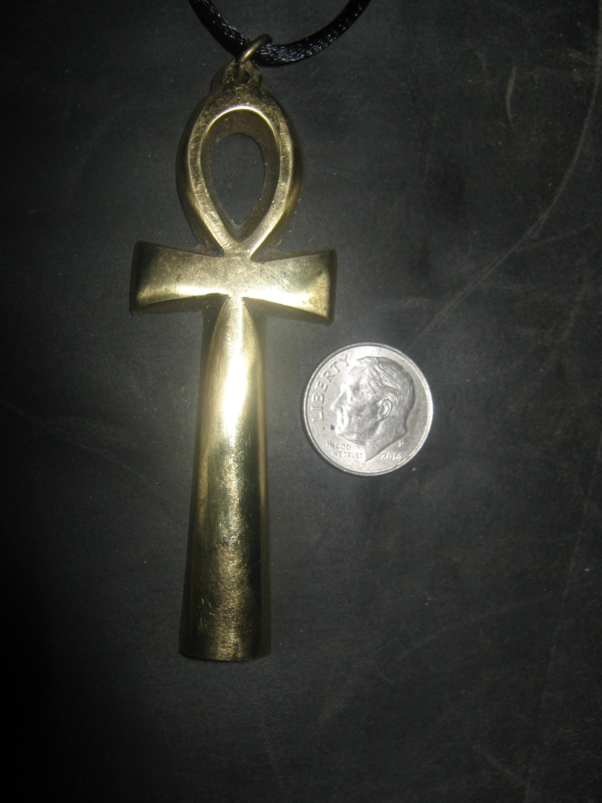 LARGE 3 INCH 17 GRAMS GOLD TONE EGYPTIAN ANKH EGYPT PENDANT CHARM NECKLACE