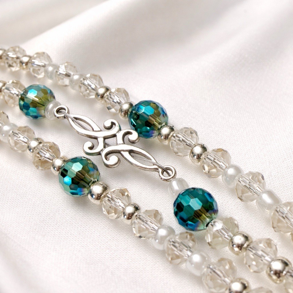 Reimagined Glass & AB Crystal Bead Bracelet Silver Tone Adjustable 6–8”