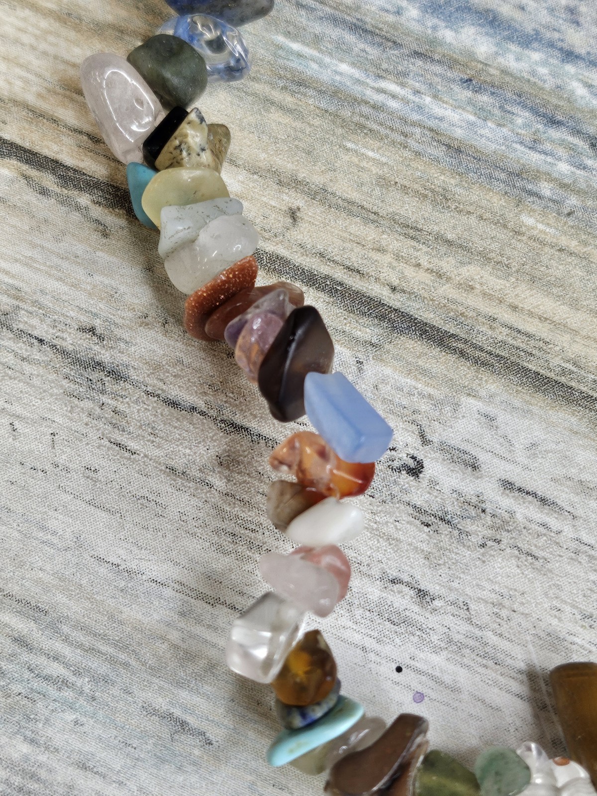 Semi-precious Stone Chips Necklace 16″ Colorful Natural