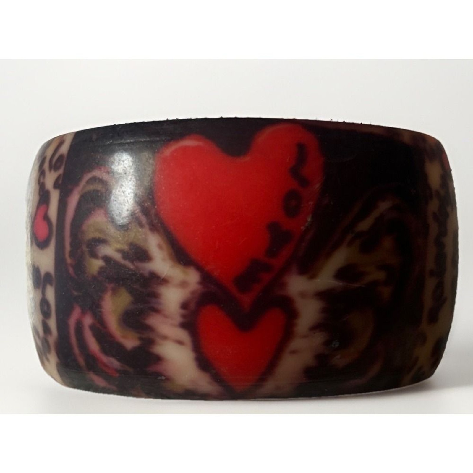 Fun Chunky Bracelet Y2K 2000s Red White Black Hearts Graffiti Love