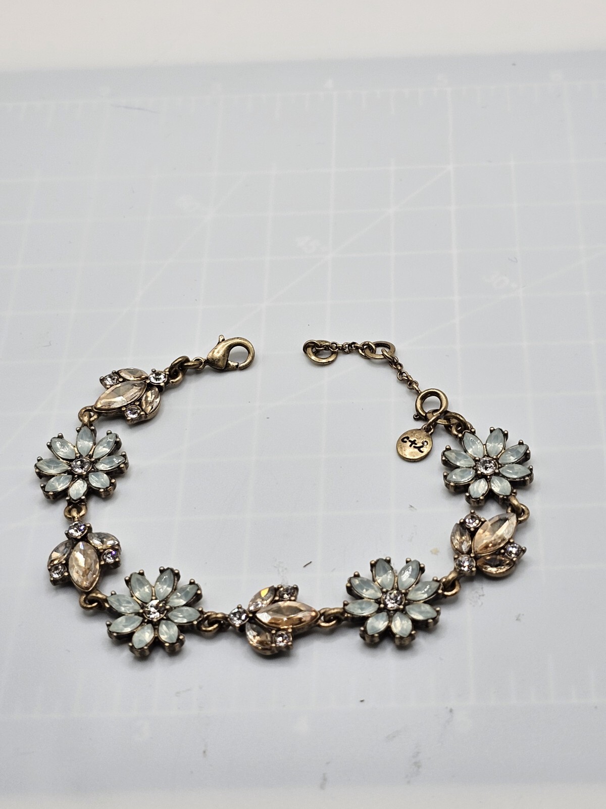 C+I CI FLOWER BRACELET Rhinestone Floral Signed Sz 7-8.5″ Marked Designer