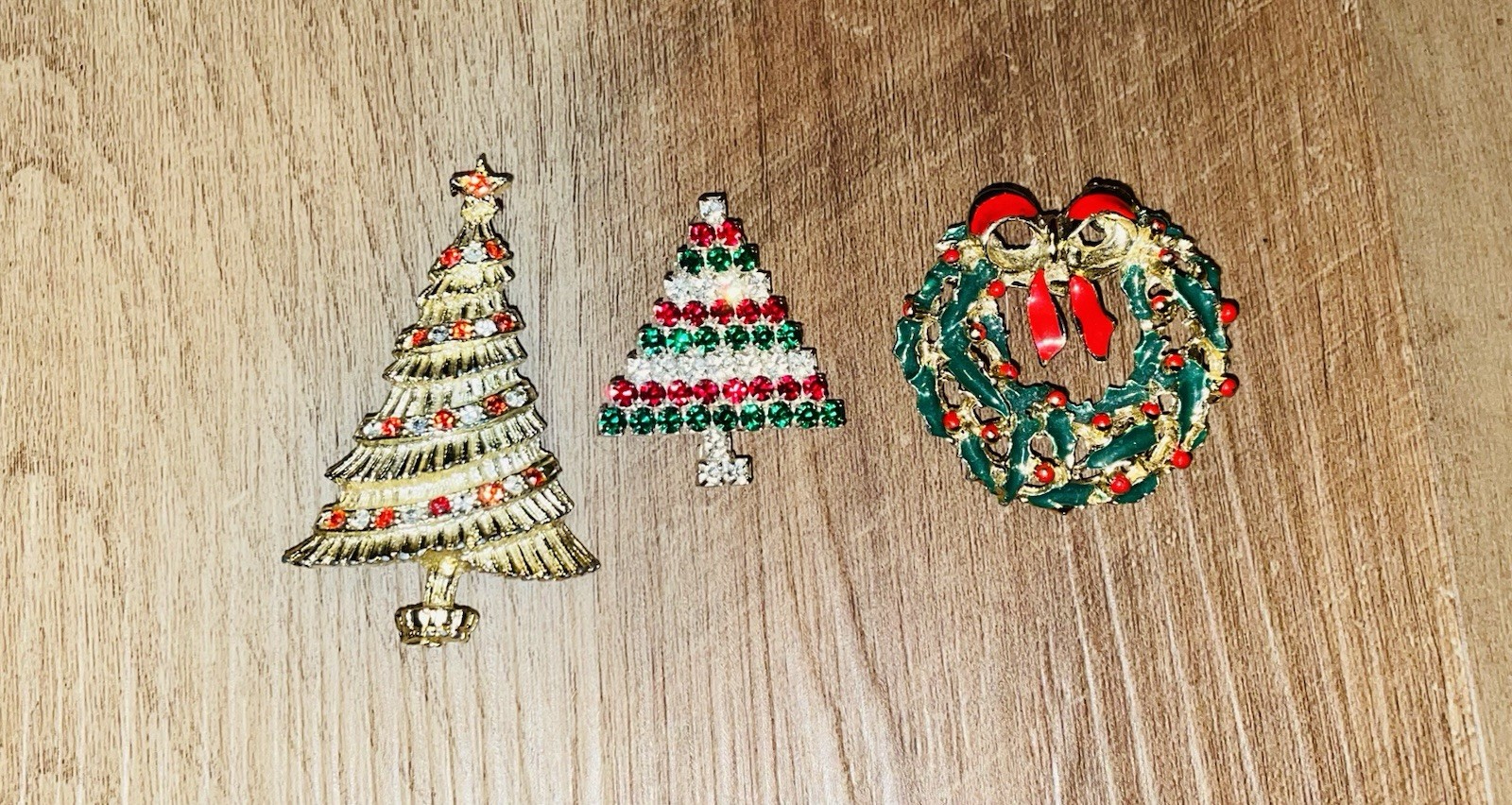 Set Of 3 Christmas Pins